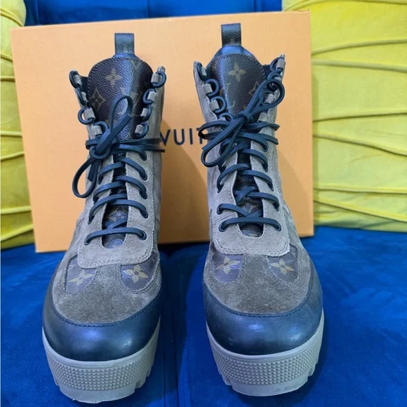 Louis Vuitton Olive and Black Lace-Up Boots - Picture 9 of 14